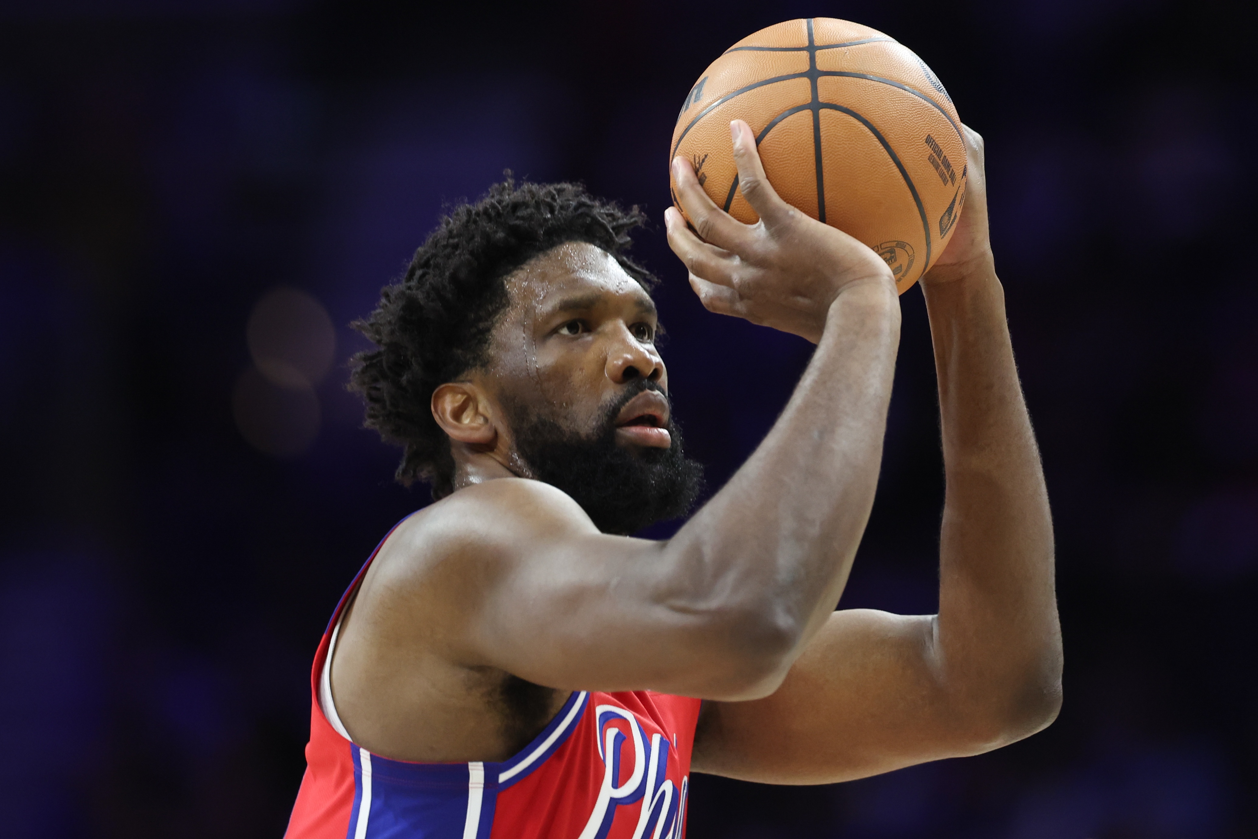 kaiyun-大帝归来！恩比德过去15场场均28.3分8.3板 正负值+90 战绩9-6