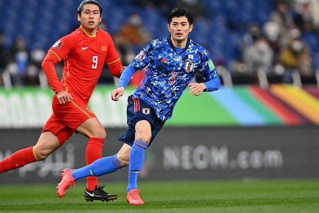 开云体育-新学期开始！看看日本2022赛季揭幕战的氛围