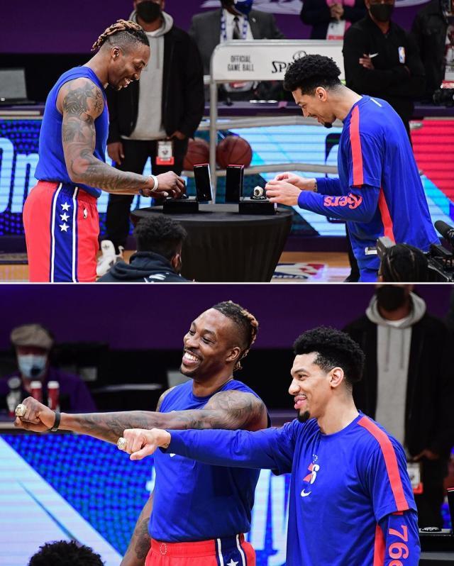 开云体育官网-先喜后悲!霍华德领完戒指出场6分钟便被罚下